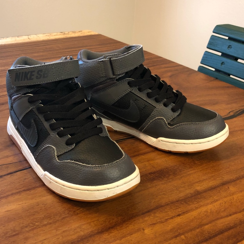 Nike SB sneaker